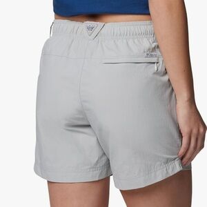 Columbia Gray Cargo Shorts Lightweight Elastic Waist